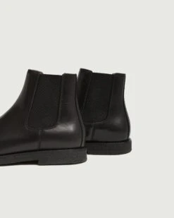 Chelsea Boot | Black Leather -Oliver Cabell OliverCabell Rotate Guide ProductAdditional
