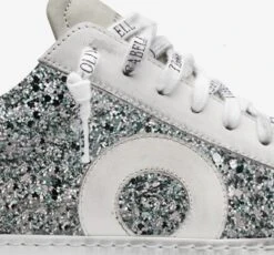 Low 1 | Aruba 8 Low 1 | Aruba -Oliver Cabell aruba3