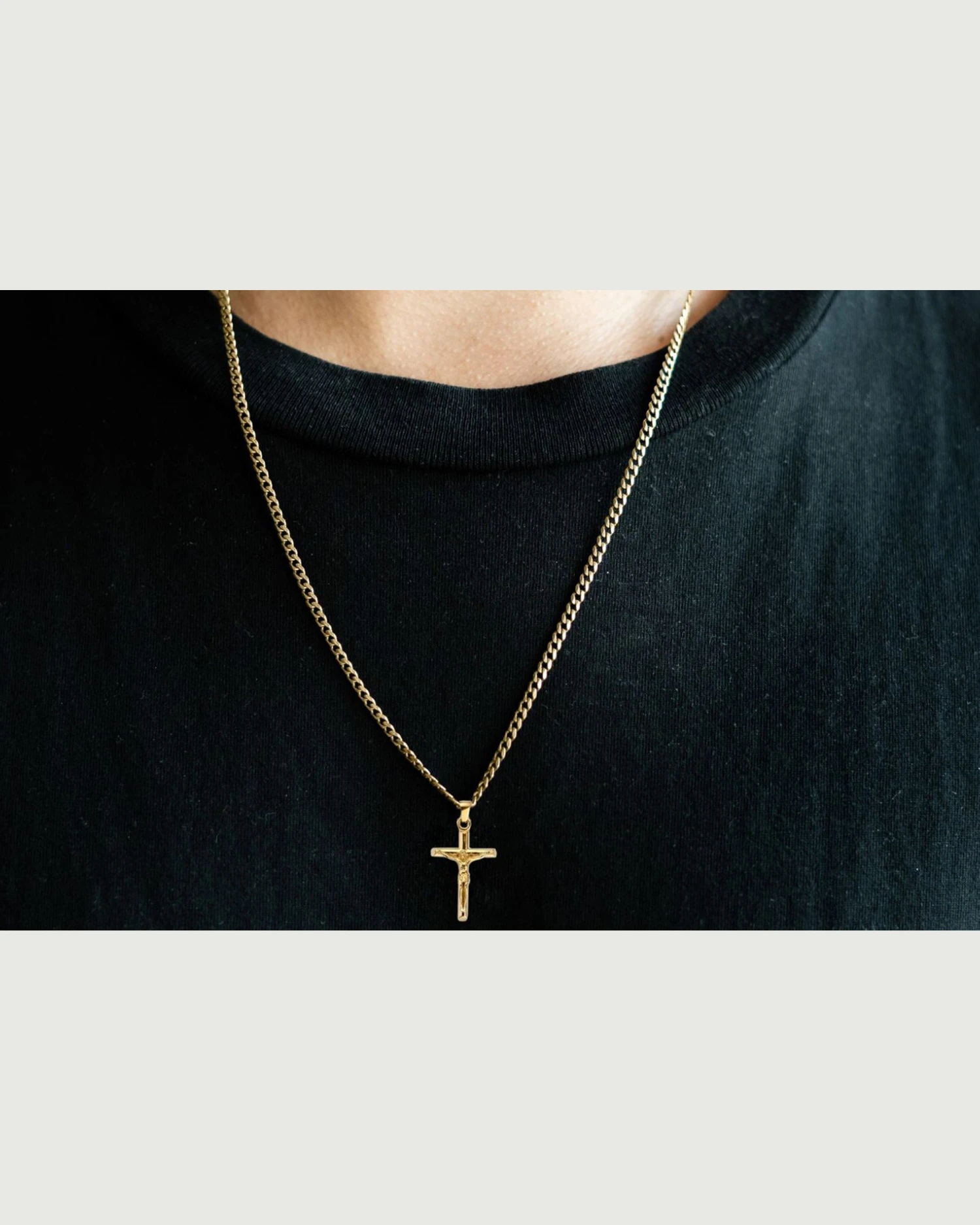 Cross Pendant Necklace | Gold 3 Cross Pendant Necklace | Gold