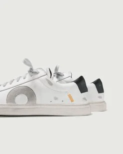 Low 1 | Tigger -Oliver Cabell lowtiggerr2 233b3ecc 6c6a 403e 841e 0eb58c48df7c