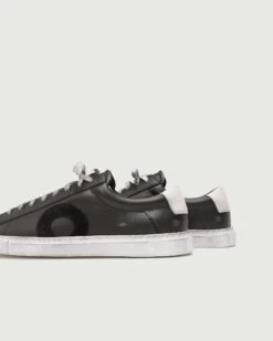 Low 1 | Phantom -Oliver Cabell phantom 3 a90b0e76 e2cf 4be2 9431 0beaeddc0793